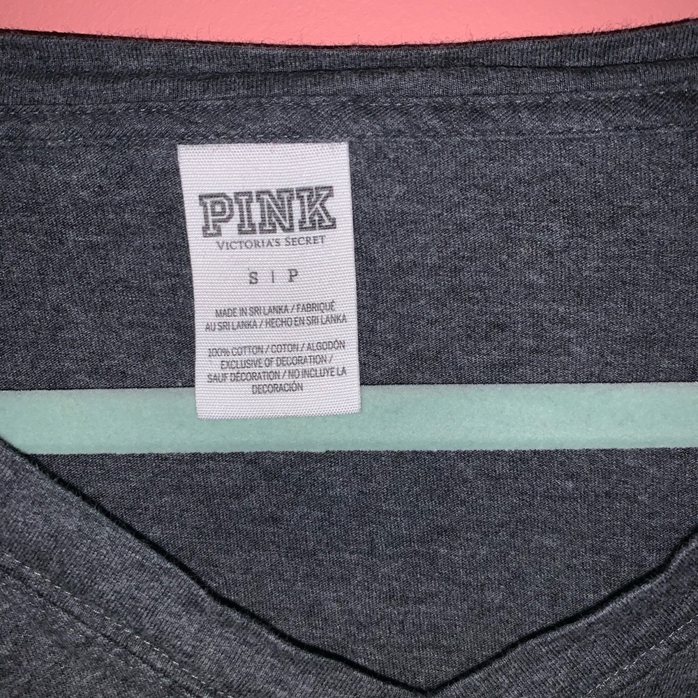 Pink long sleeve v neck - Picture 3 of 4